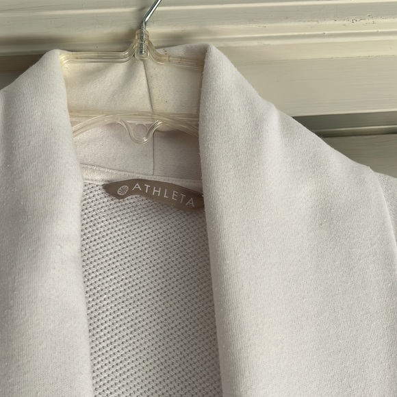 Athleta white zen cardigan, EUC, size medium. - Picture 6 of 6